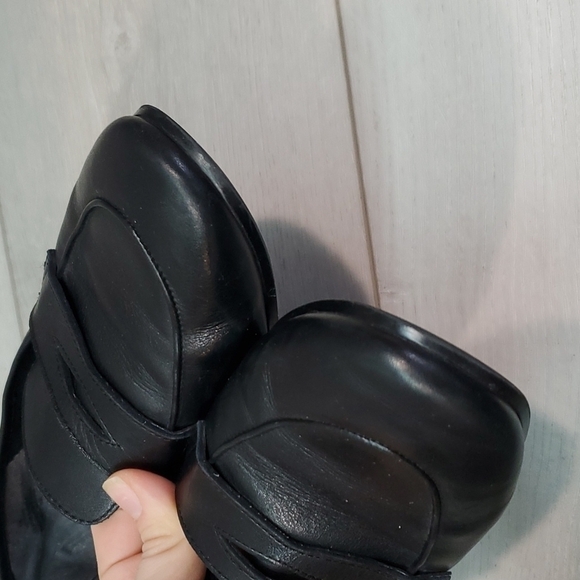 Marc Fisher Women LTD Leather Loafer Slip on shoes sz 6M - Picture 4 of 12